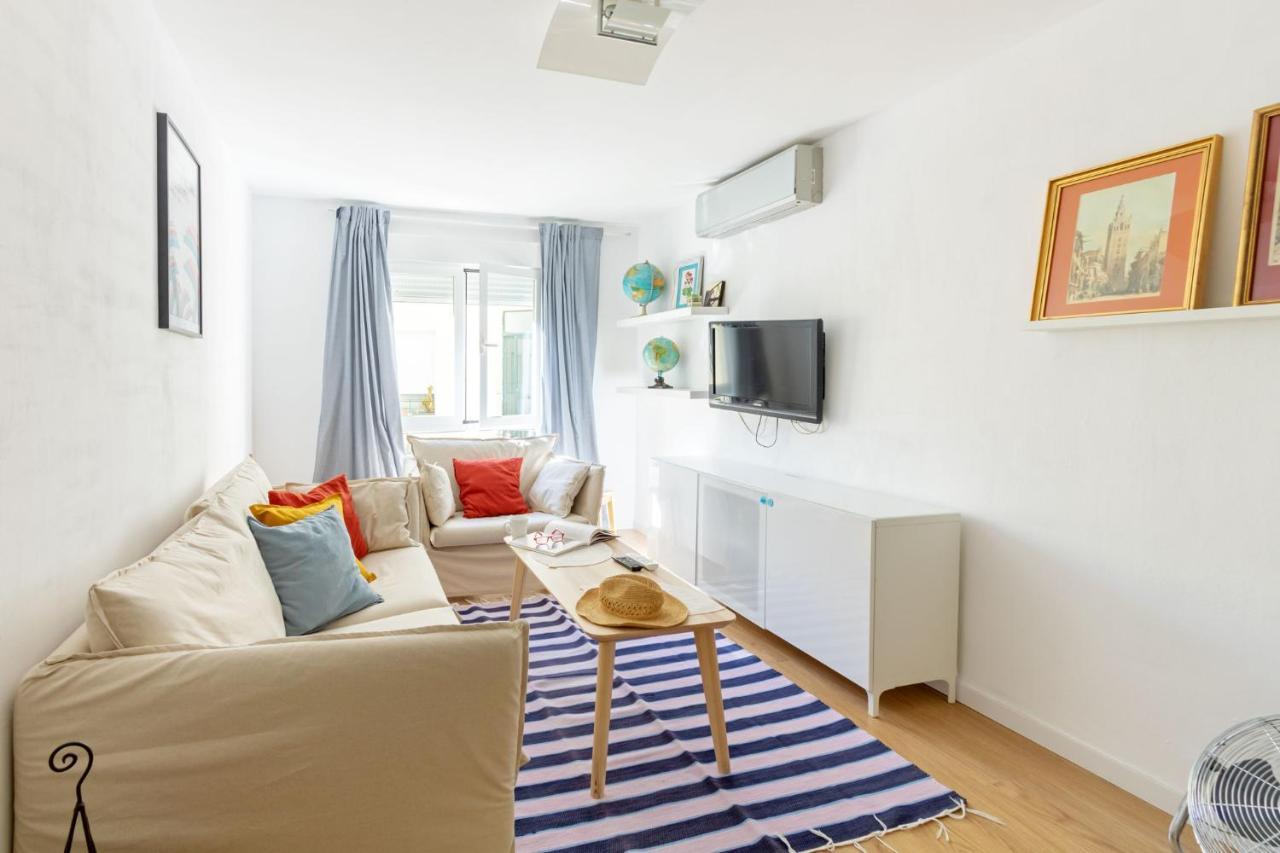 Colours Apartment And Garage Historical Center 4 Pax Sevilla Eksteriør bilde
